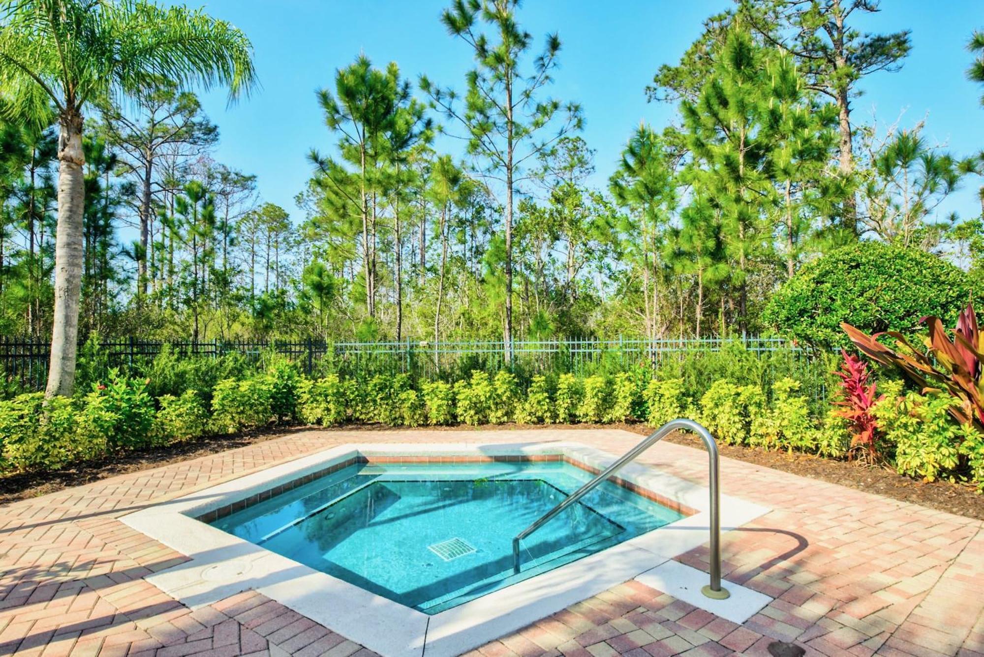 2Br Condo With Hot Tub And Pool, Near Disney! Orlando Exterior photo